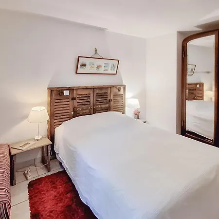 Lovely In With Wifi Holiday home
